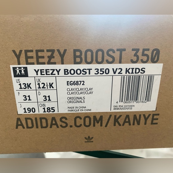 Adidas Yeezy Boost 350 V2 clay kids size 13